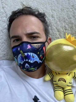 ADULT ASTRO PARTY FORM-FITTING FACE MASK