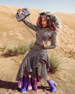 A.I.8 AFRICAN INTELLIGENCE - ORIGIN STORY SHARK HANDBAG