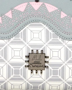 A.I.8 AFRICAN INTELLIGENCE BOOKED u0026 BUSY SHARK HANDBAG