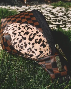 A.i.3 THE LEGACY SAVVY CROSSBODY