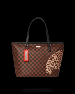 A.i.3 THE LEGACY TOTE