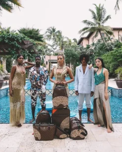 A.i.3 THE LEGACY TOTE