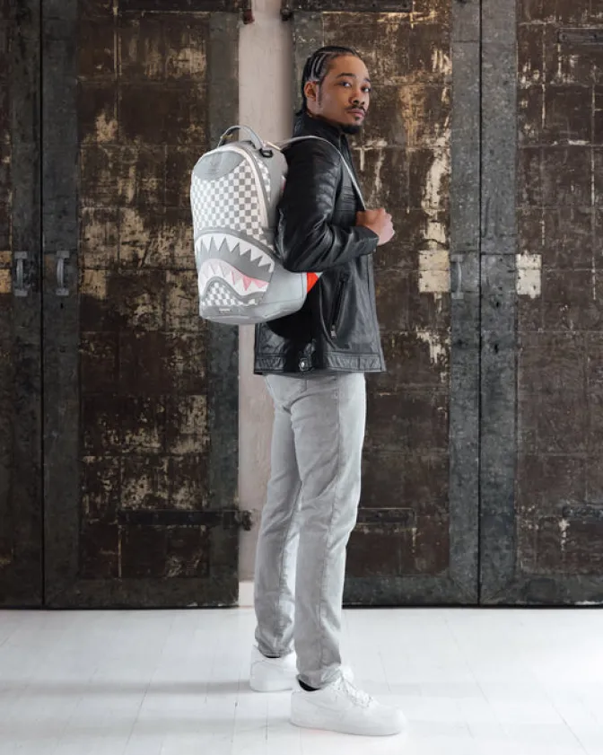 AIR TO THE THRONE JETSET BACKPACK (DLXV)