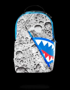ANGLED REFLECTIVE SHARK (SPACE SHOT)