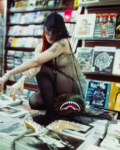 BIG SKY FUR SHARK MESSENGER BRICK BAG