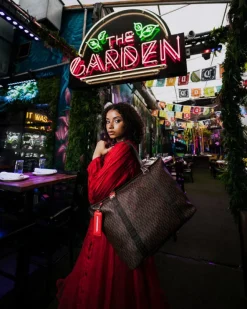 CASHIN CHECKS TOTE