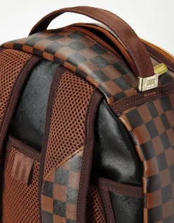 3D MOLDED RUBBER CHECKERED LOGO