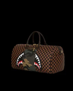 EXTERIOR GOLD ZIP POCKET SHARKS IN PARIS DUFFLE