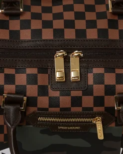 EXTERIOR GOLD ZIP POCKET SHARKS IN PARIS DUFFLE
