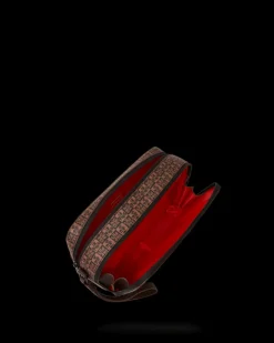 FRENZY SHARKS TOILETRY BAG