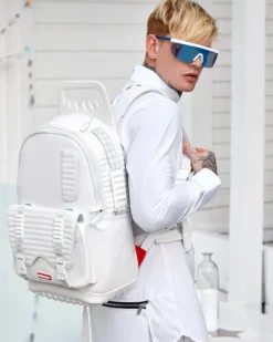 FUTURE TRAVELER CARGO BACKPACK