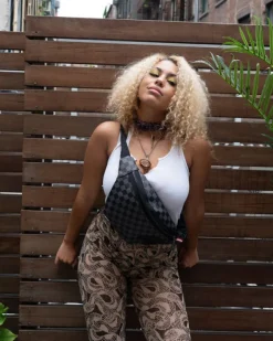 HENNY BLACK SAVVY CROSSBODY