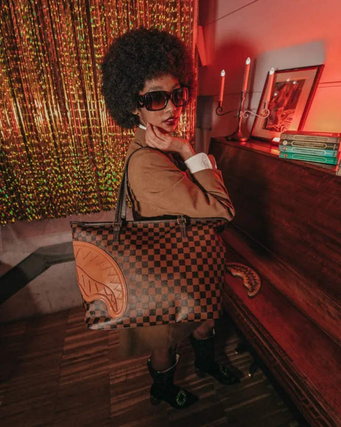 HENNY TOTE