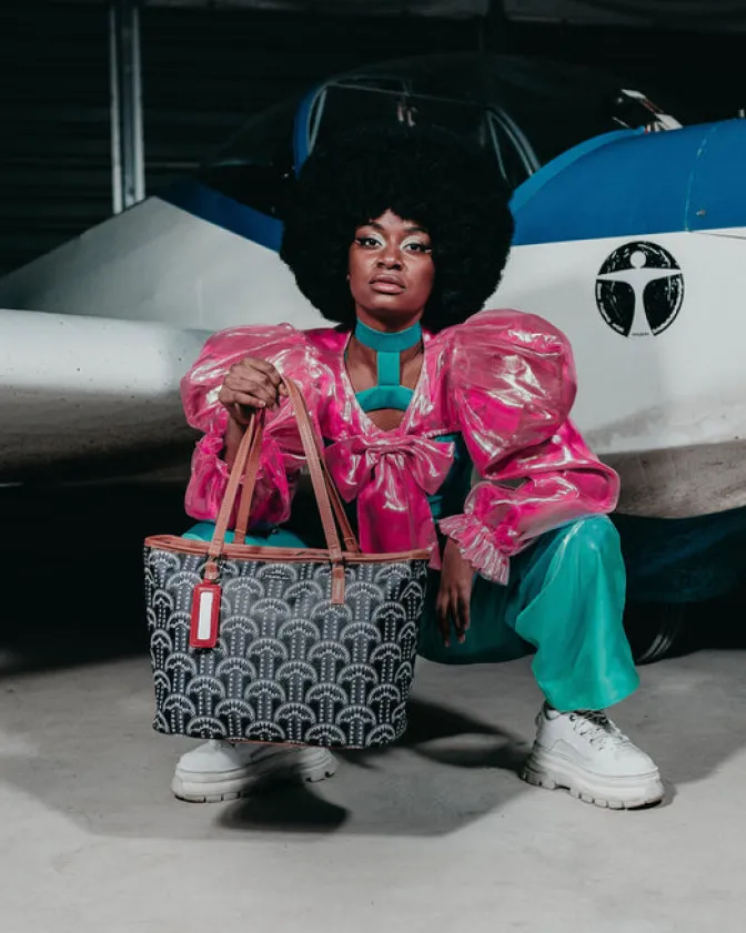 ILLUCHAINS TOTE