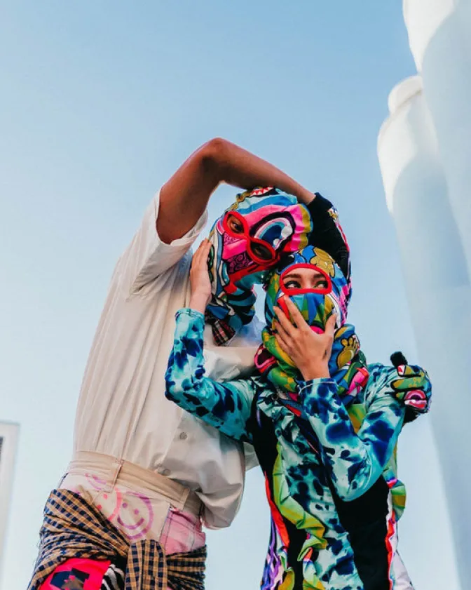 MIND TRIP NECK WARMER