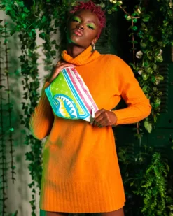 MODUS OPERANDI CHAMELEON SAVVY CROSSBODY