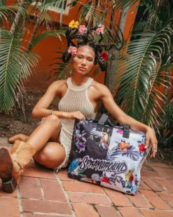 SHADOW FLIGHT BEACH TOTE