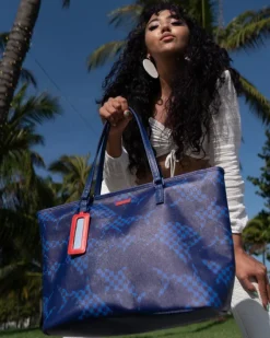 SHARK CHECK (BLUE) TOTE