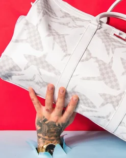 SHARK CHECK (WHITE) DUFFLE