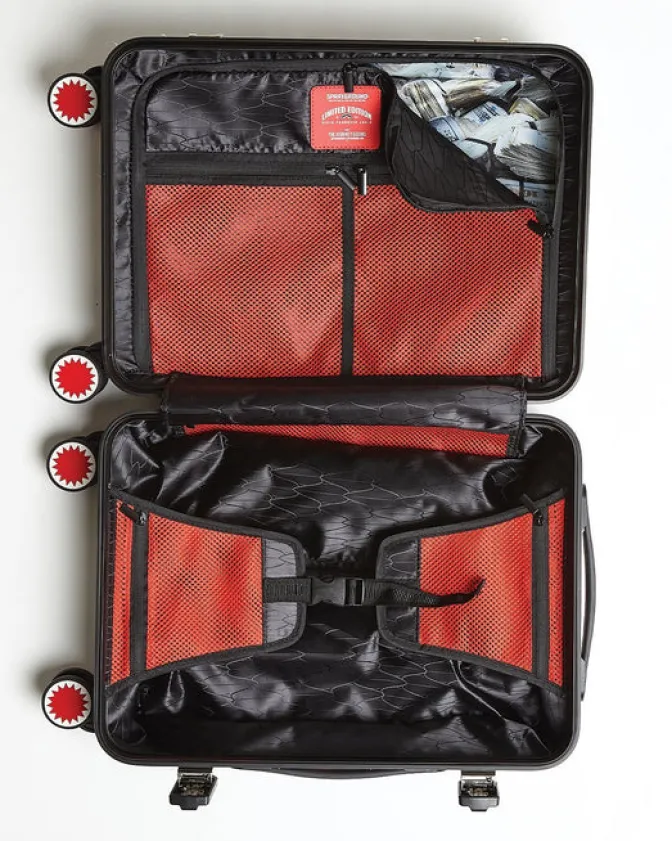 SHARKNAUTICS (CAMO) 21.5u201d CARRY-ON LUGGAGE