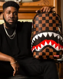 SHARKS IN PARIS VANQUISH BACKPACK (DLXV)