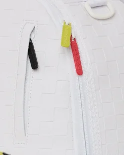 SHOW UP SHOW OUT BACKPACK (DLXV)