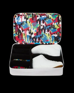 SHOW UP SHOW OUT STILETTO DUFFLE