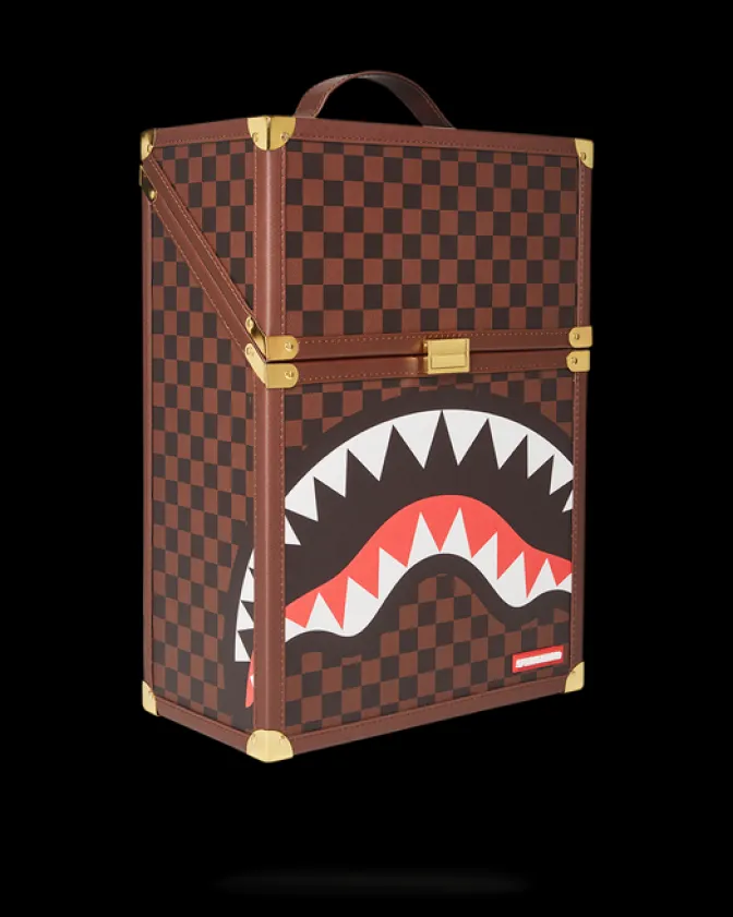 THE CHATURANGA SHARK 1900 BACKPACK