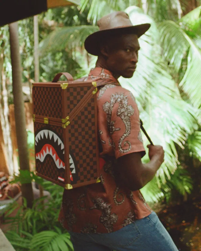 THE CHATURANGA SHARK 1900 BACKPACK