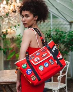 THE GLOBAL EXPEDITION TOTE