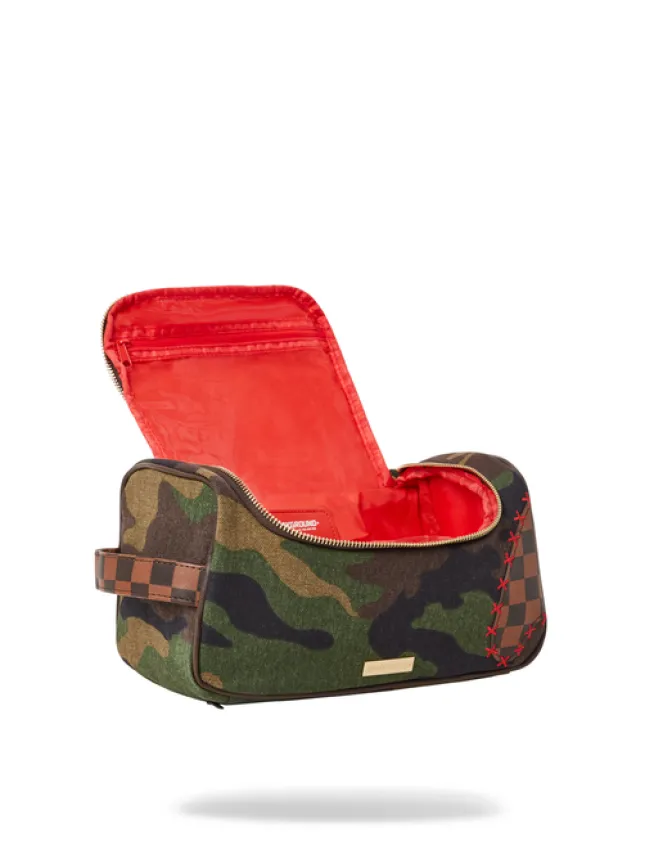 THE PARADOXX SHARK TOILETRY BAG