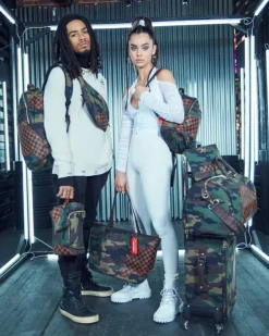 THE PARADOXX SHARK TOTE