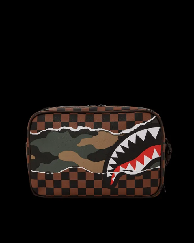 UNSTOPPABLE ENDEAVORS III TOILETRY BAG