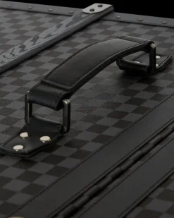 VANQUISH II WARDROBE TRUNK