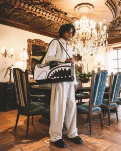 V.V.I.P. DUFFLE
