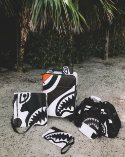 V.V.I.P. PET CARRIER