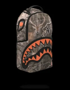 WILD LIFE HUNTER RUBBER SHARK BACKPACK